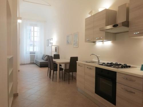 Savona Appartement | MistrangeloHome 5 - Appartamento in Pieno Centro
