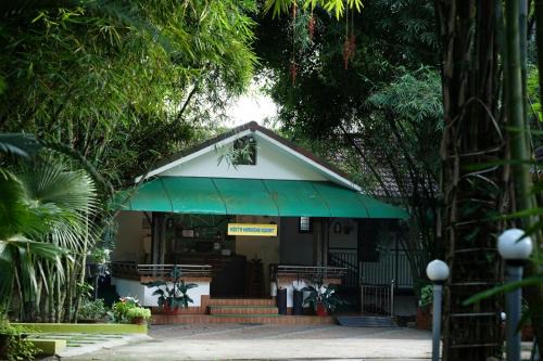 Meppadi Lit Et Petit-Déjeuner | Misty Morning Resorts Wayanad