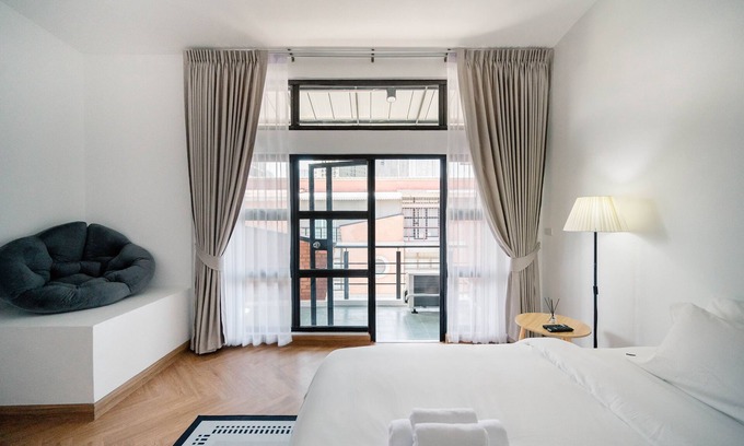 Chom Phon Maison | Mitt Haus BKK