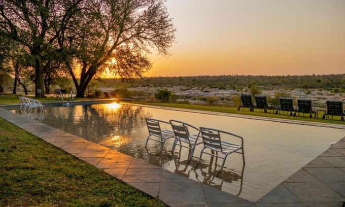 Hectorspruit Cabine | Mjejane River Lodge