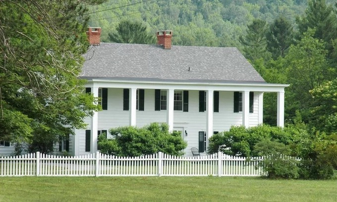 Elizabethtown Maison | Belle propriété Adirondack dans un cadre très privé