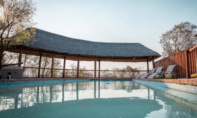Mookgopong Maison | Mmakuba Private Game Lodge, Chalet de Luxe 8C