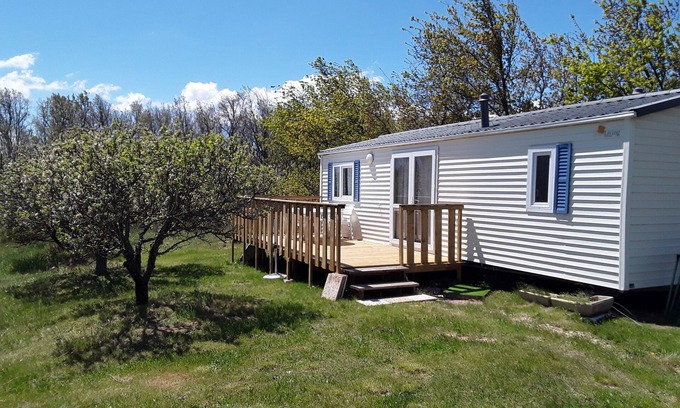 Saint-Trinit Maison | Mobil home à la campagne à proximité du mont ventoux