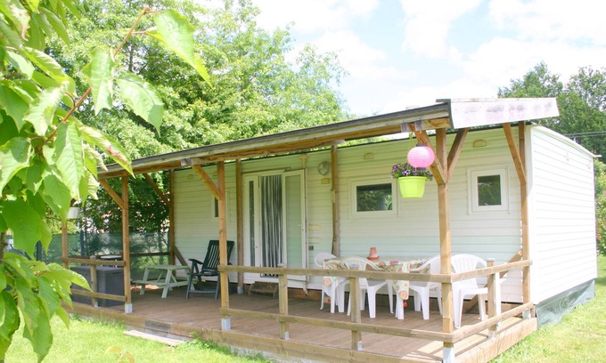Saint-Jory-de-Chalais Maison | Static Mobile Home situé sur notre mini camping en Dordogne