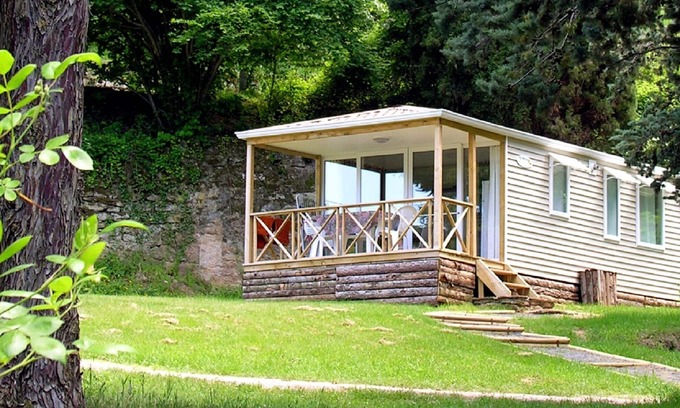 Saint-Rome-de-Tarn Maison | Mobile home Confort 6 personnes, en bord de rivière, calme et nature