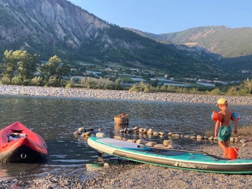 Rochebrune Autre | mobilhome entre montagne et lac près de Gap au calme