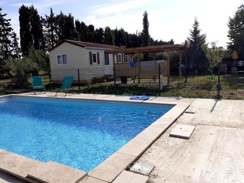 Saint-Martin-de-Crau Autre | Mobilhome & Piscine - Sud-Alpilles - Oliveraie bio