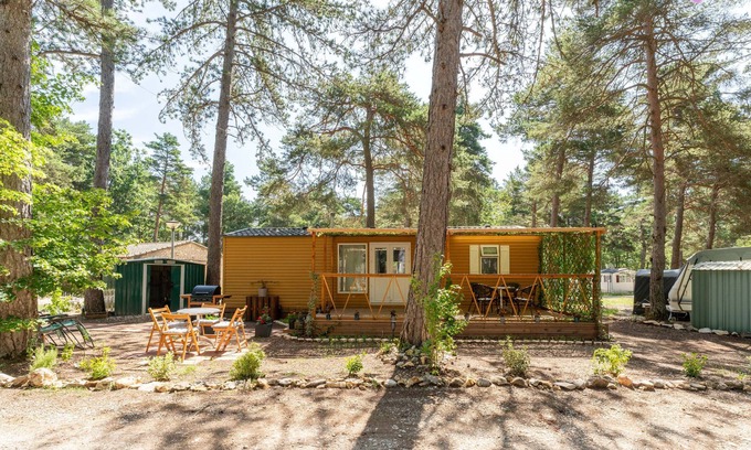 Sault Maison | Mobilhome with Shared Pool, Shared Terrace and Air Conditioning