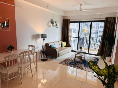 Hadapsar Appartement | Mocha Private 1 5 BHK Apt Amanora Park Town