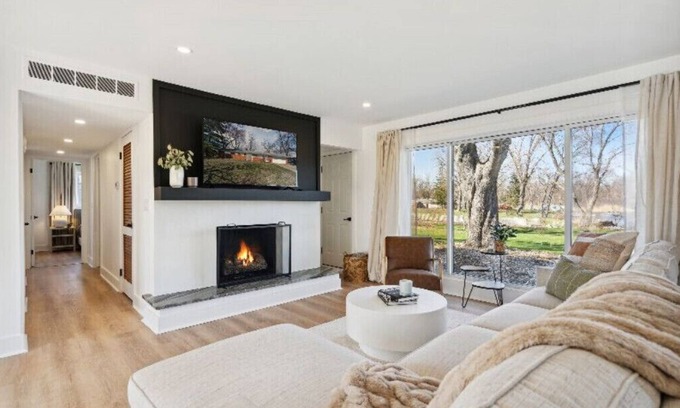 Commerce Township Maison | Modern Lakefront Luxury - Entire 3 bed, 1.5 bath ranch near hospitals