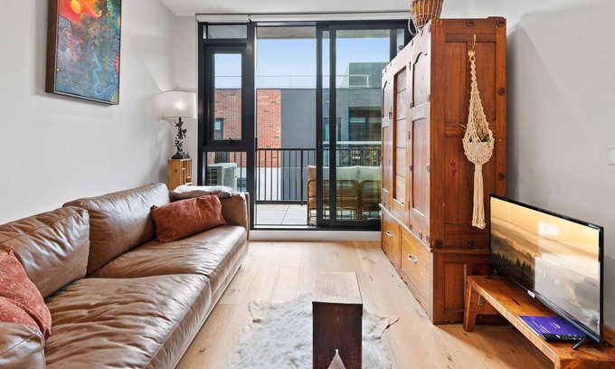 Brunswick East Appartement | Modern 1-Bed Apartment Above Shops