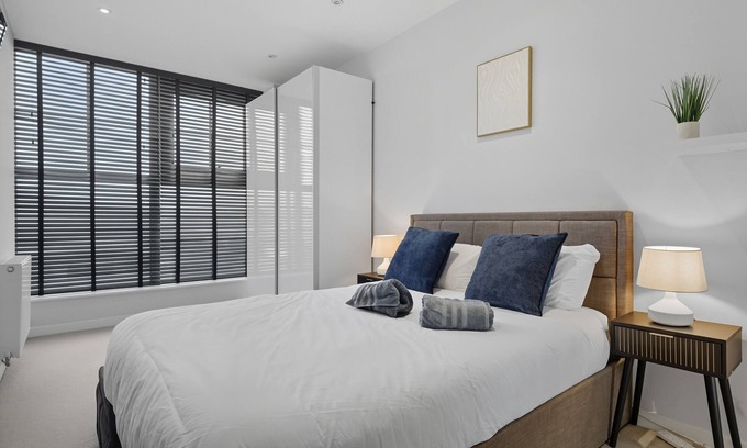 Potters Bar Appartement | Modern 1 Bedroom Apartment |16 minutes to Central London