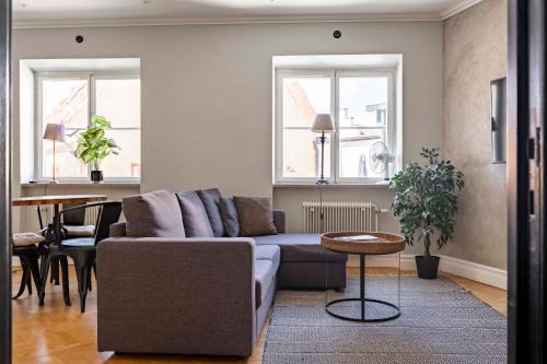 Innerstaden Appartement | Modern 1-bedroom APT on Stora torget in Visby