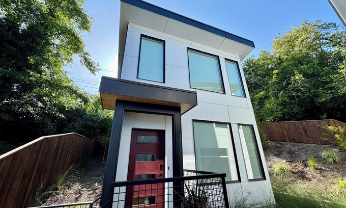 Seattle Metro Area Maison | Modern 1-bedroom house with AC in West Seattle. Close to Alki and Downtown