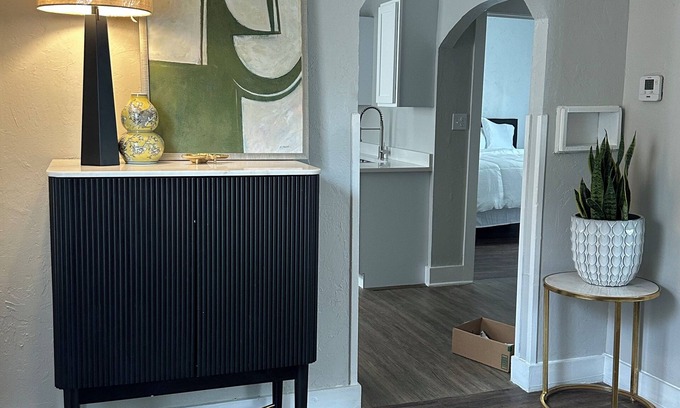 Clinton Maison | Modern 1-Bedroom Retreat Just Steps from Historic Route 66 with new appliances.