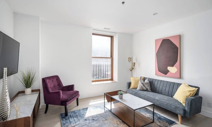 Old Montreal Appartement | Modern 1 BR 1BA in center of Old Mtl | St Paul St