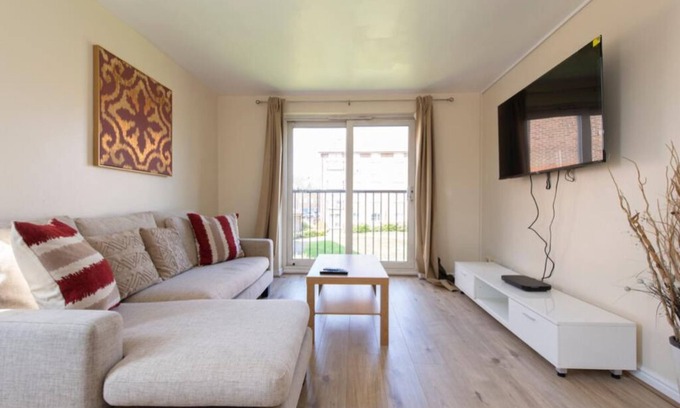 Thamesmead East Appartement | Modern 2 Bedroom Apartment in Thamesmead