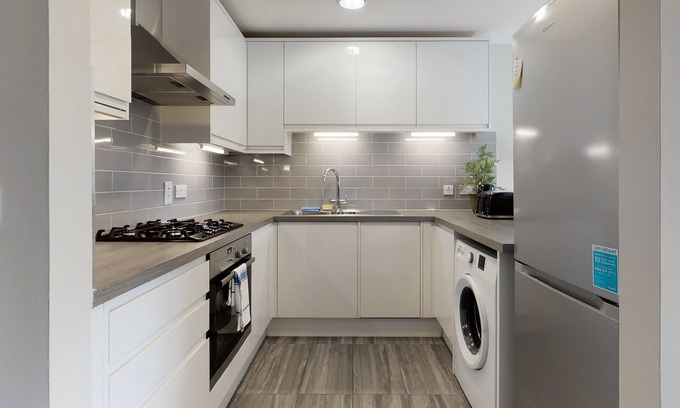 Haringey Appartement | Modern 2 bedroom flat with patio in Turnpike Lane