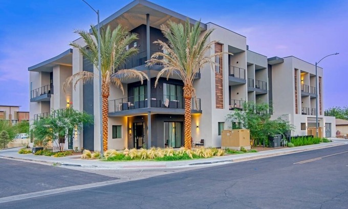 Security Acres Appartement | Modern 2-BR next to Old Town Scottsdale