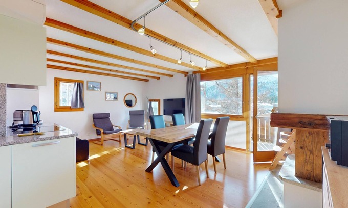 Maloja Appartement | Modern 2-room apartment on the third floor with approx.