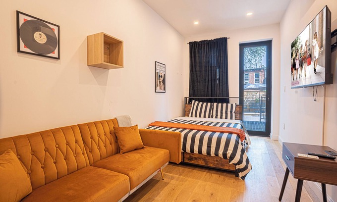 Ocean Hill Appartement | Modern 2Bd Brooklyn Stay with Rec Room & Backyard
