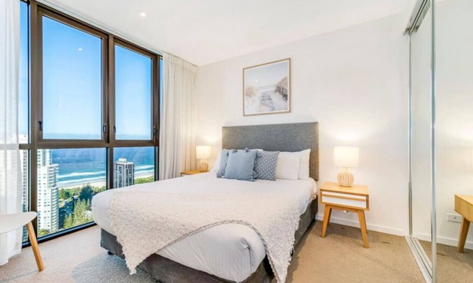 Broadbeach Copropriété | Modern 2BR Broadbeach - Ocean & Hinterland Views