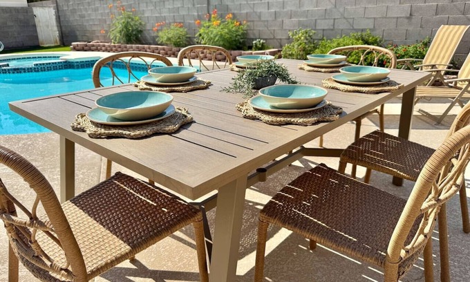 North Las Vegas Maison | Modern 3 BD Pool and Jacuzzi