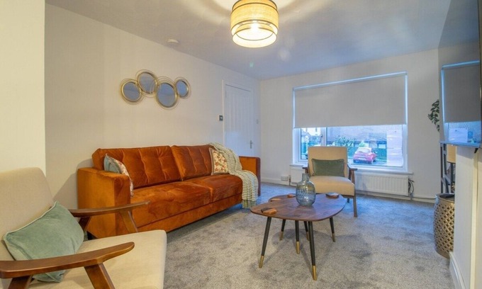 East Kilbride Maison | Modern 3 Bed House East Kilbride. Close to Motorway