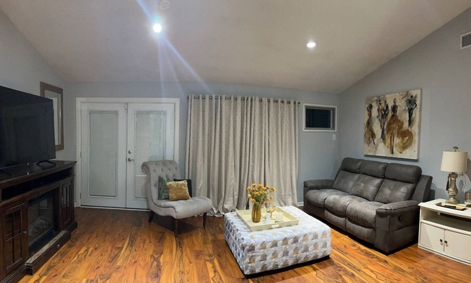 Shreveport Maison | Modern 3-bedroom house in charming Shreveport with AC