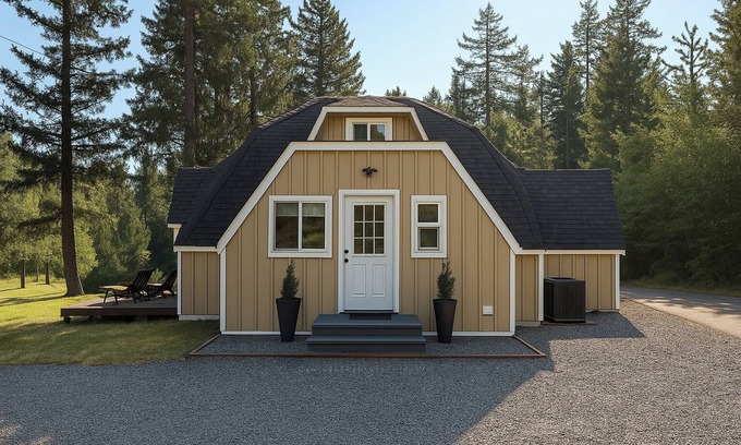 Eatonville Appartement | Modern 3BR Dome away from Home w/Hot Tub, Fire Pit ~ 22 mi to Mt. Rainier