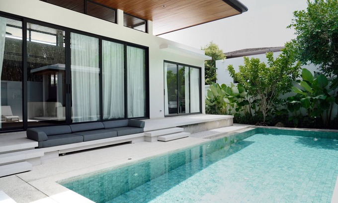 Si Sunthon Maison | Modern 3BR Loft II Villa Private Pool Botanica