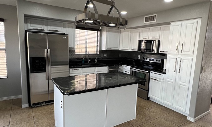 Avondale Maison | Modern 4 Bedroom Home with Pool