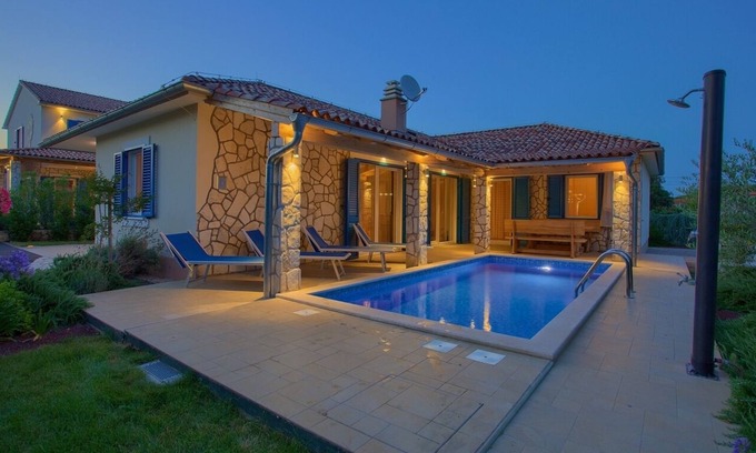 Milohnici Villa | 4 * villa avec piscine privée - moderne et bien équipé