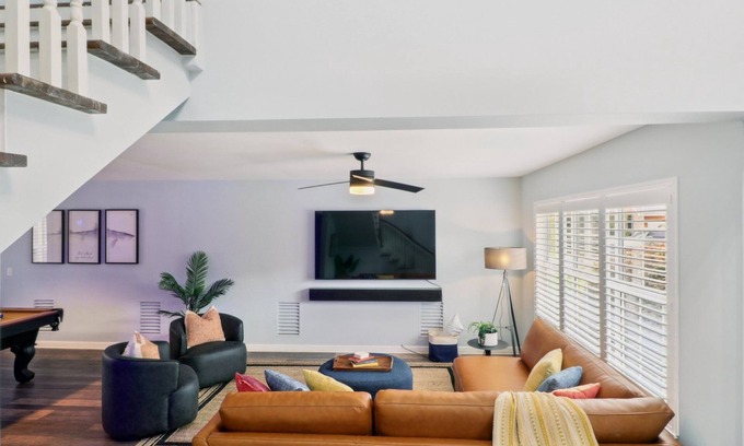Savannah Maison | Modern 5BR Home I GameRoom & Workspace