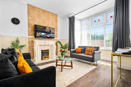Birmingham Maison | Modern 6-Bedroom Home - Sleeps 12 - Parking - Garden 568P