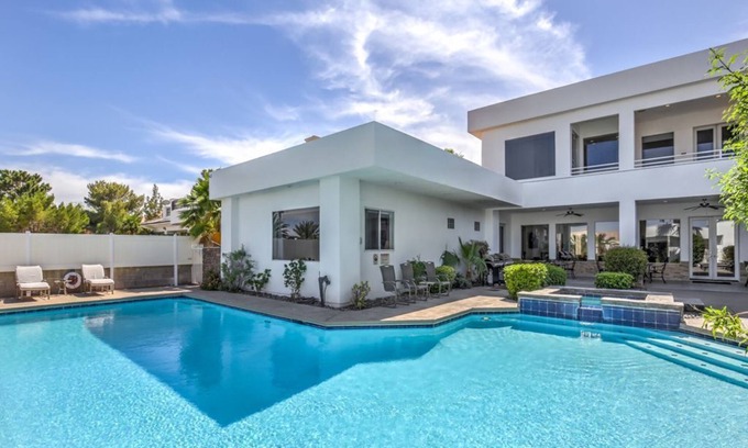 Spring Valley Villa | VILLA MODERNE 7000pc, terrain de basket / tennis privé