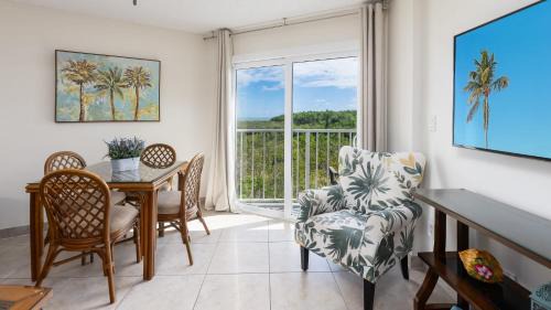 Tavernier Maison | Modern and Coastal Ocean Pointe 2307