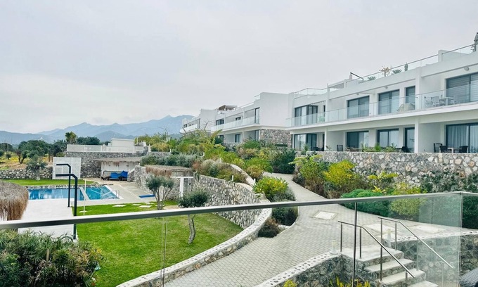 Kucukerenkoy Appartement | Studio moderne et confortable