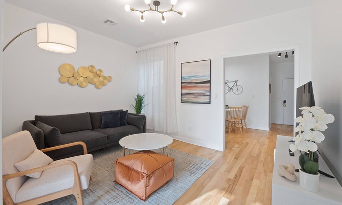 Communipaw Appartement | Modern and Fun BeLa's Best