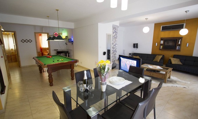 Sliema Appartement | Appartement luxueux, moderne et décloisonné avec Jacuzzi et vues sur le port