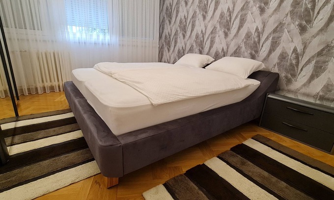 Novo Sarajevo Appartement | Modern and Spacious Downtown Apartment Sarajevo