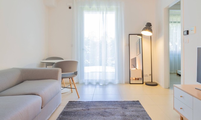 San Benedetto di Lugana Appartement | Modern and with Pool - Apartment Baseventuno 1