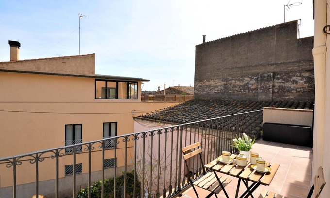 Castello d'Empuries Appartement | Appartement rénové pour 4 pers., 2 chambres, wifi, A.A. et situé en plein centre historique