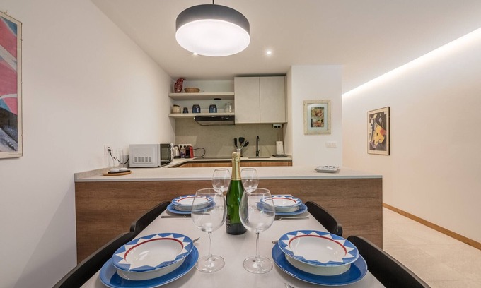 Les Praz-de-Chamonix Appartement | Modern apartment with terrace and parking