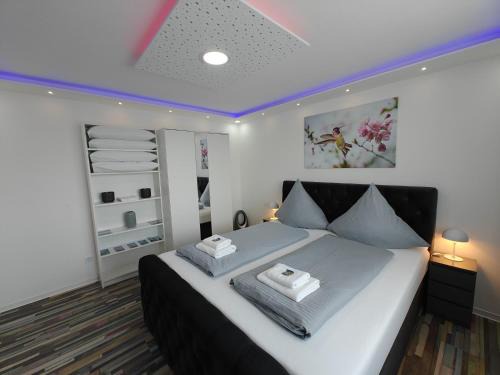 Neuburg Appartement | Modern Apartments Neuburg US - NEU - 2 Zimmer, Komfort, Top Ausgestattet, Smart TV, Wi-Fi