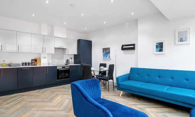Havering Appartement | Modern Apartment in Romford near Elizabeth Line*2