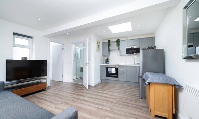 Southbury Appartement | Modern Comfort in Enfield Apartment