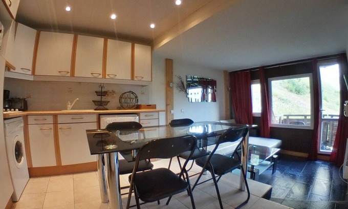 Avoriaz Appartement | Appartement moderne centre Avoriaz, 2 chambres, balcon, skis aux pieds