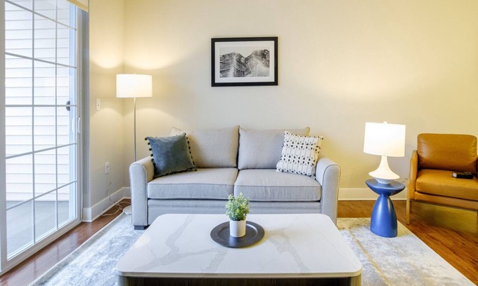 Plymouth Meeting Appartement | Modern Apartment in Prime Location (ID6999)