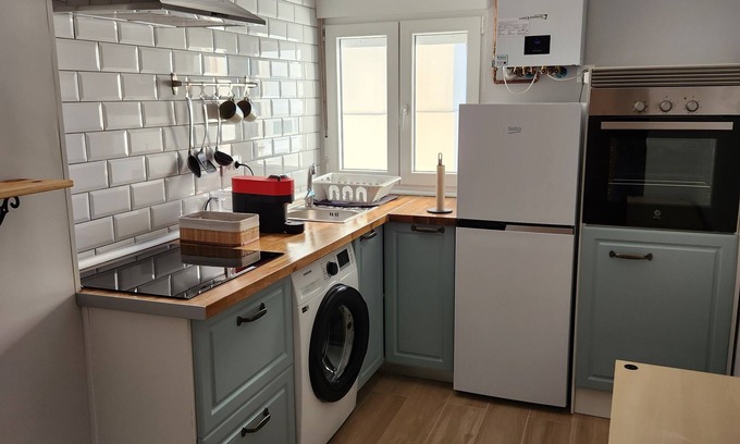 Leon Appartement | Modern Apartment in León- 5 min from Train station